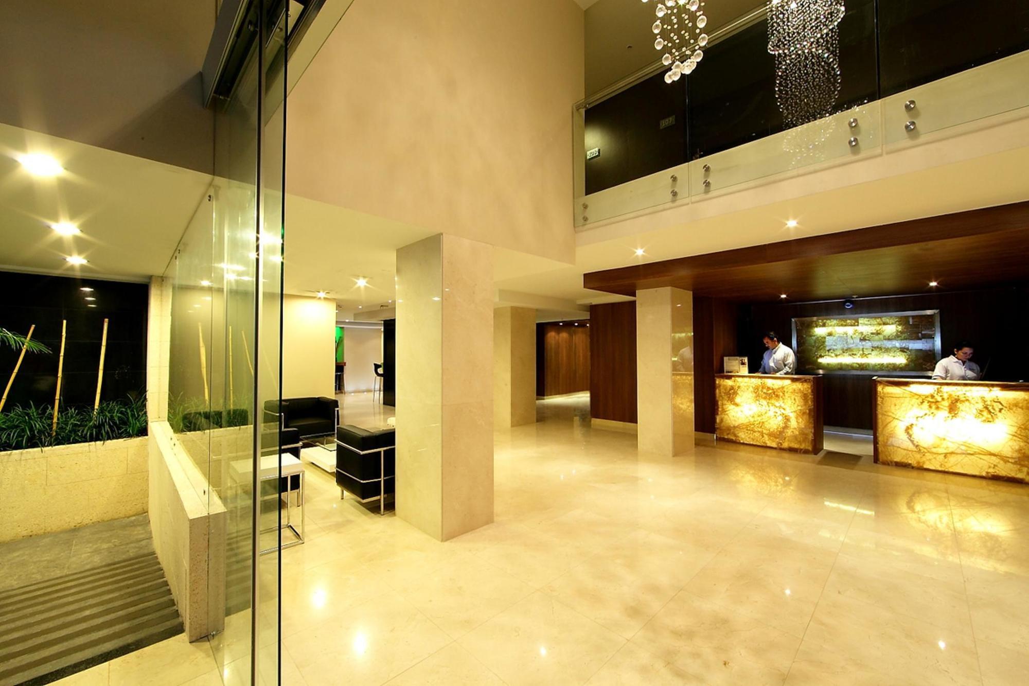 Wyndham Garden Panama City Exterior photo
